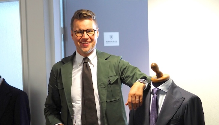 Robson Lindberg i sin klädbutik.